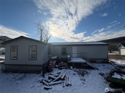 87 Canyon Creek Road , Oroville, WA 98844