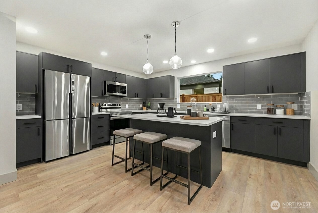13007 1st Avenue NE, Seattle, WA 98125