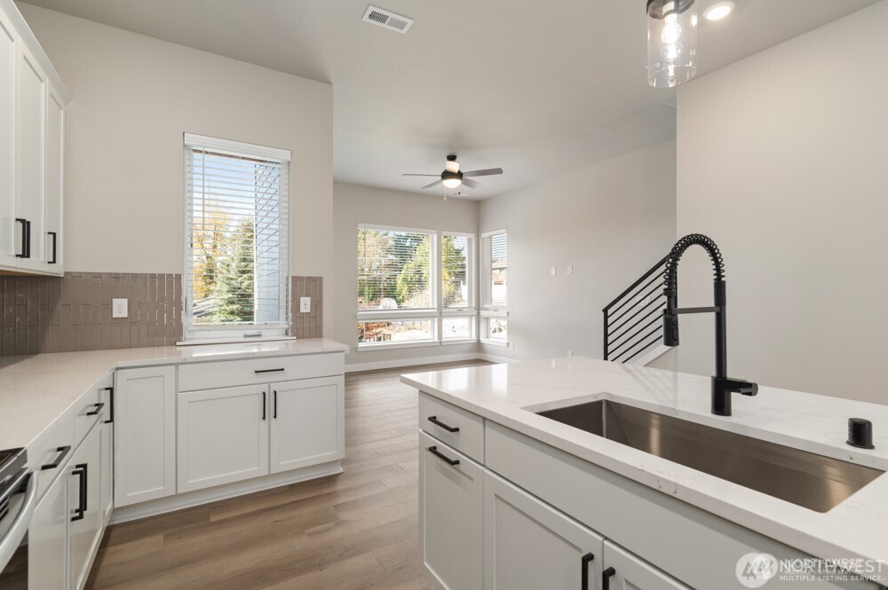 6609 S 128th Street , Seattle, WA 98178