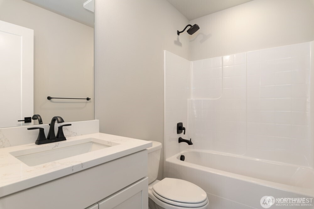 6609 S 128th Street , Seattle, WA 98178