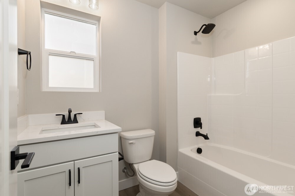 6609 S 128th Street , Seattle, WA 98178