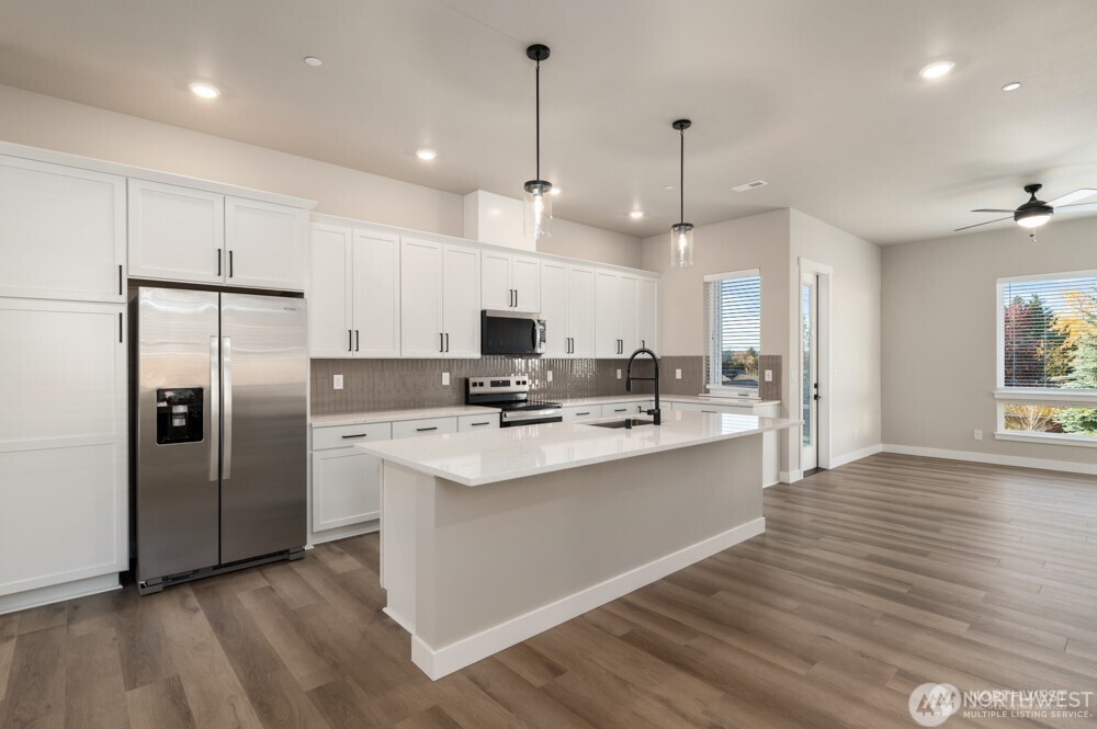 6609 S 128th Street , Seattle, WA 98178