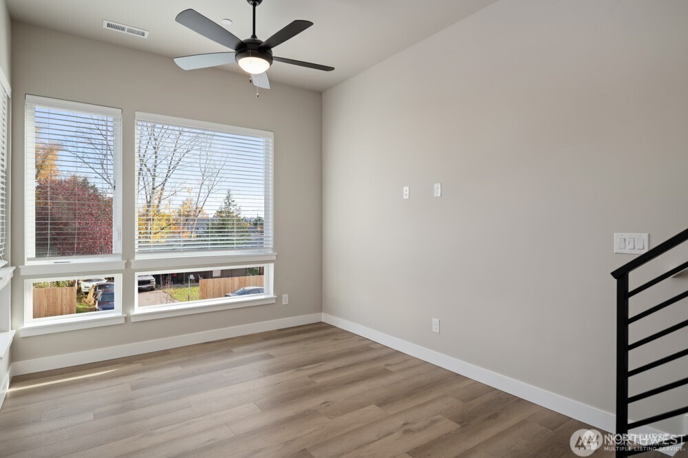 6619 S 128th Street , Seattle, WA 98178