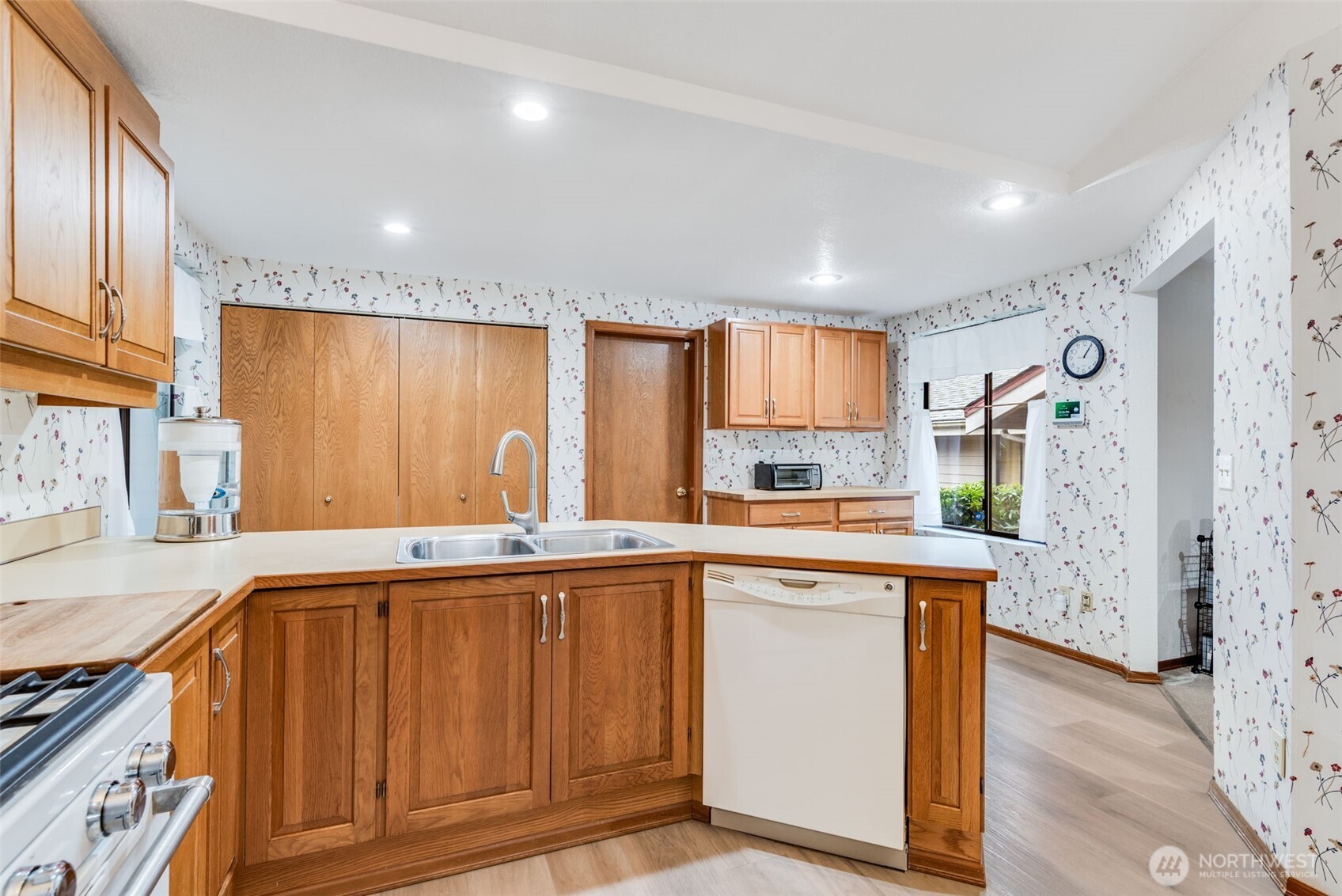 1322 Boise Street , Fircrest, WA 98466