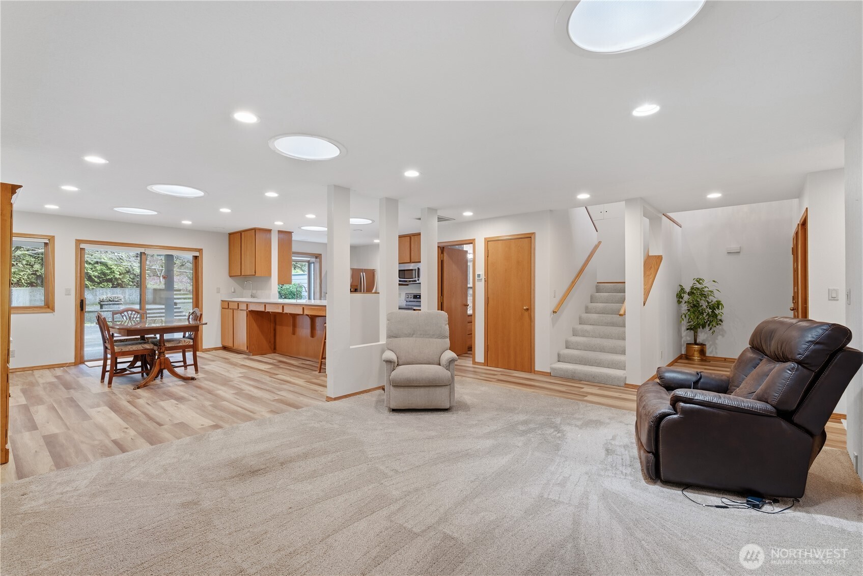 2955 Glenwood Drive #8, Longview, WA 98632
