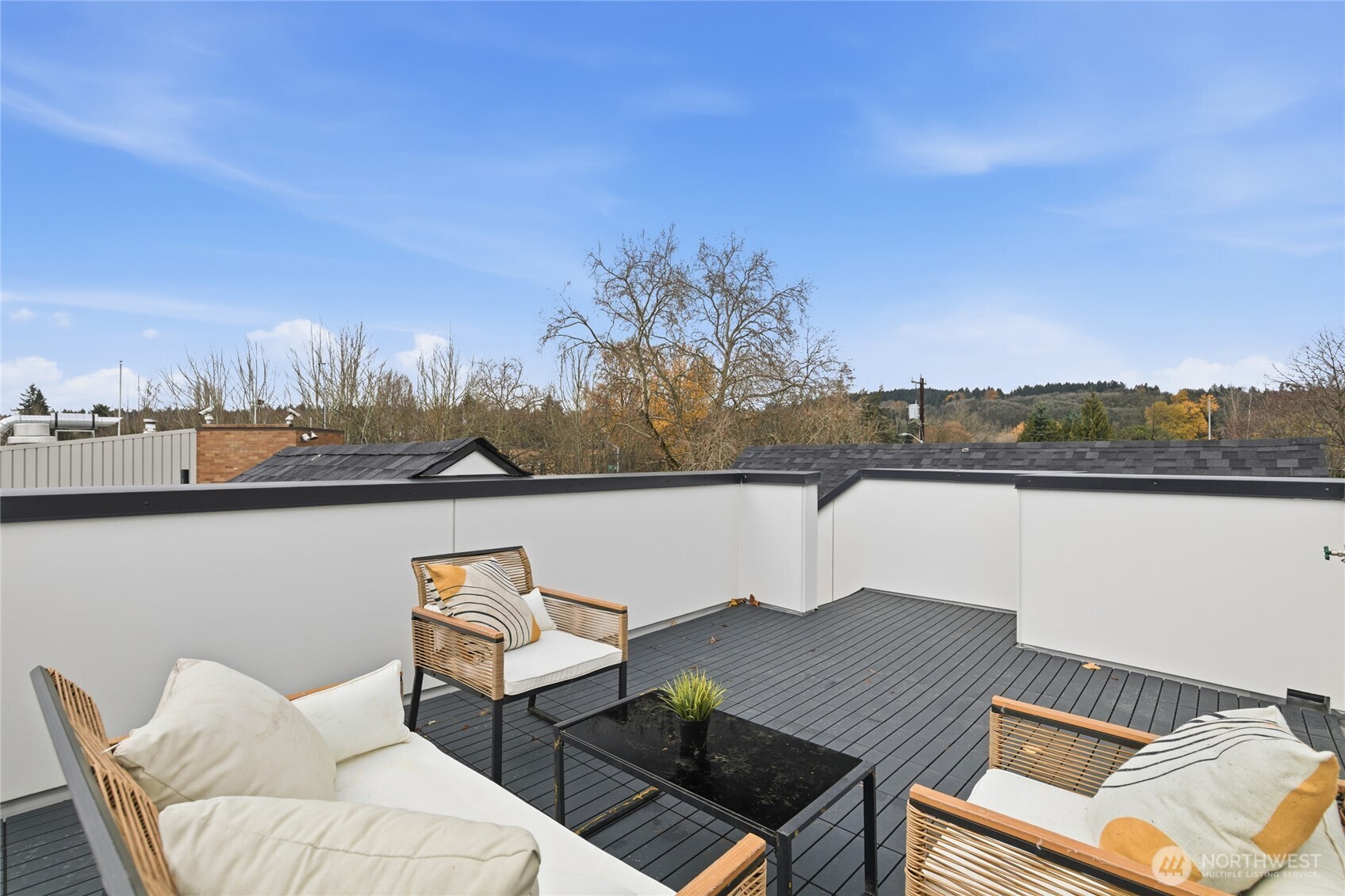 805 S Sullivan Street , Seattle, WA 98108