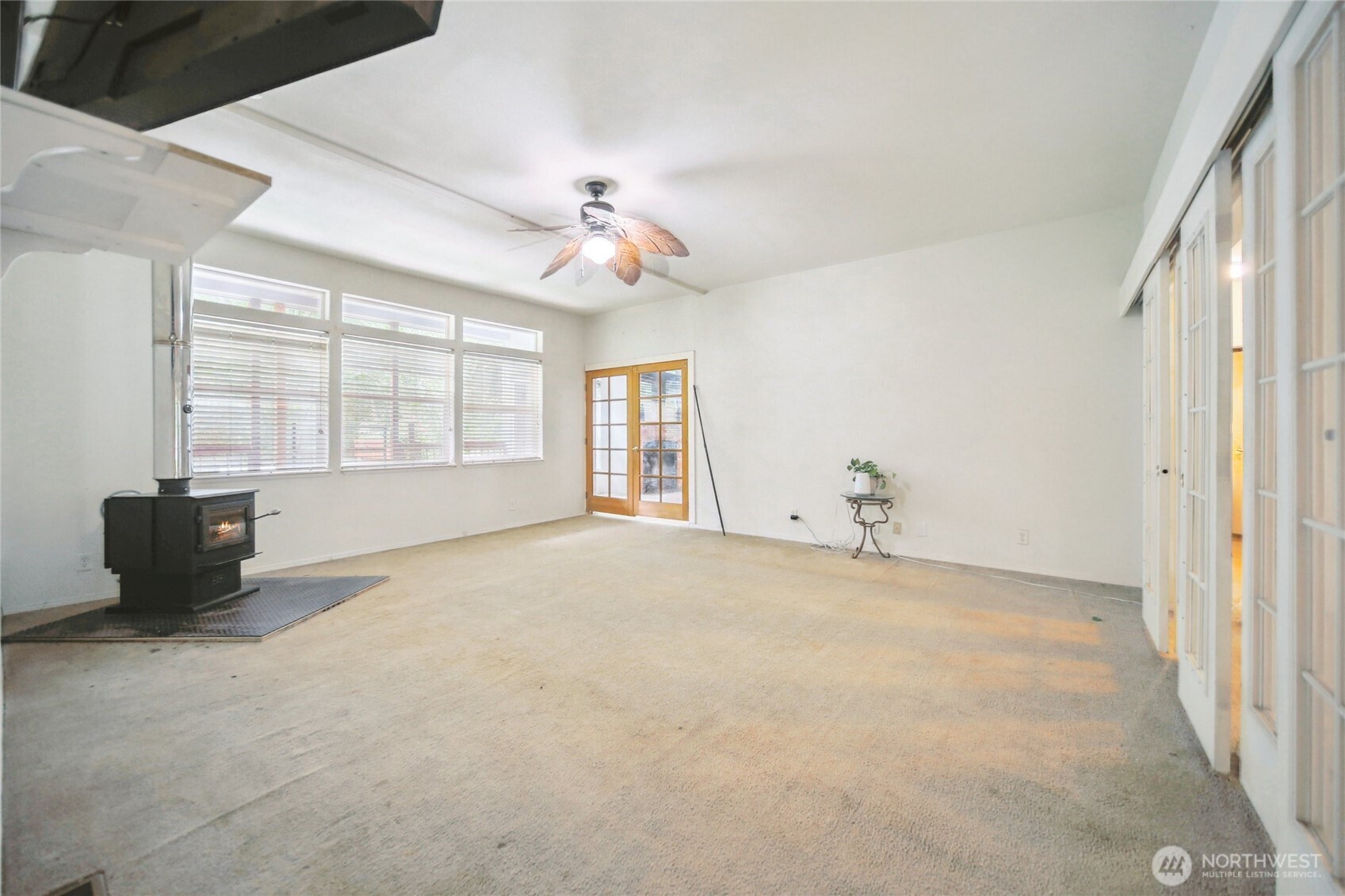 181 E Elaine Place , Belfair, WA 98528