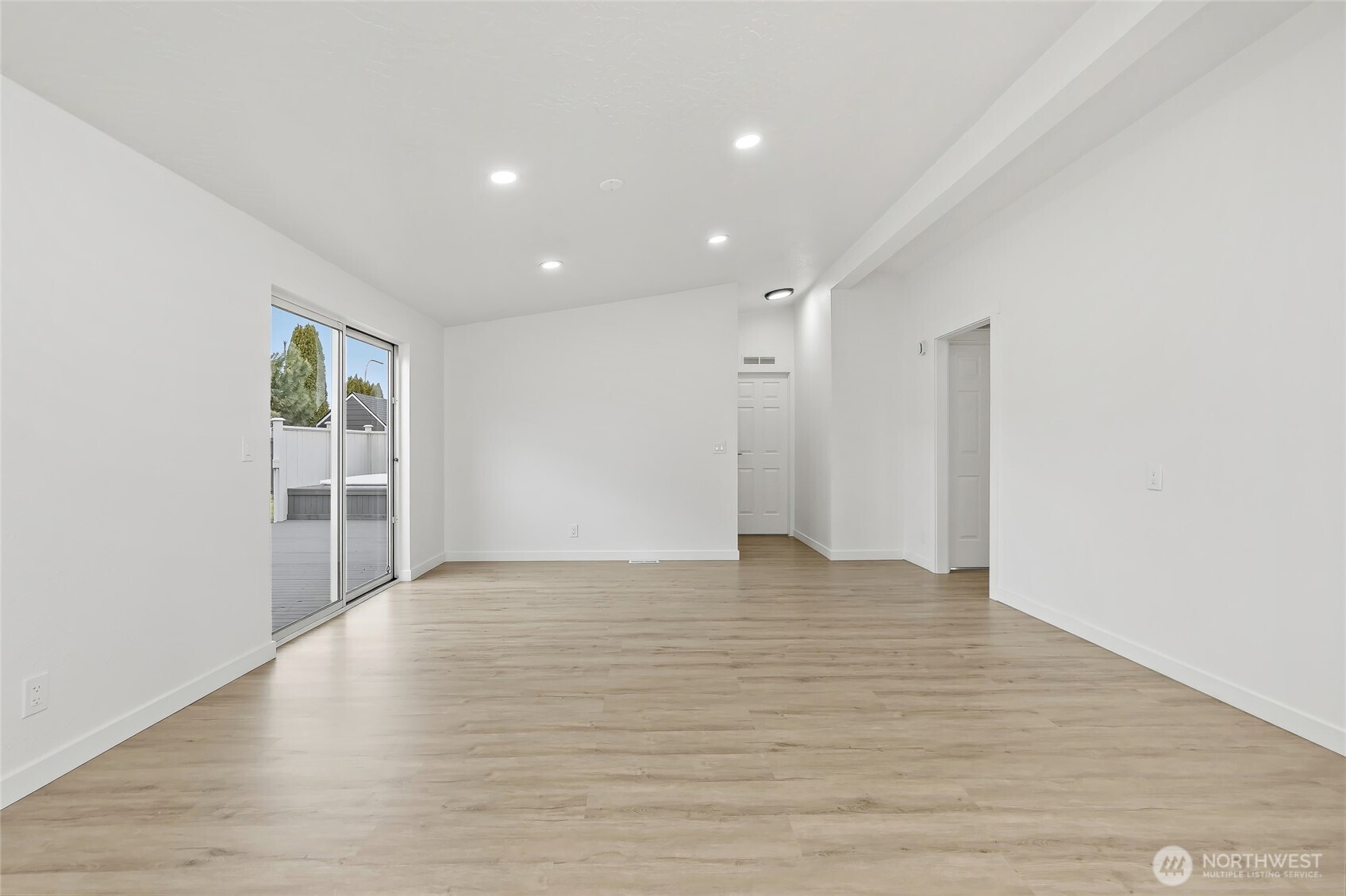 410 V Place SE, Auburn, WA 98002