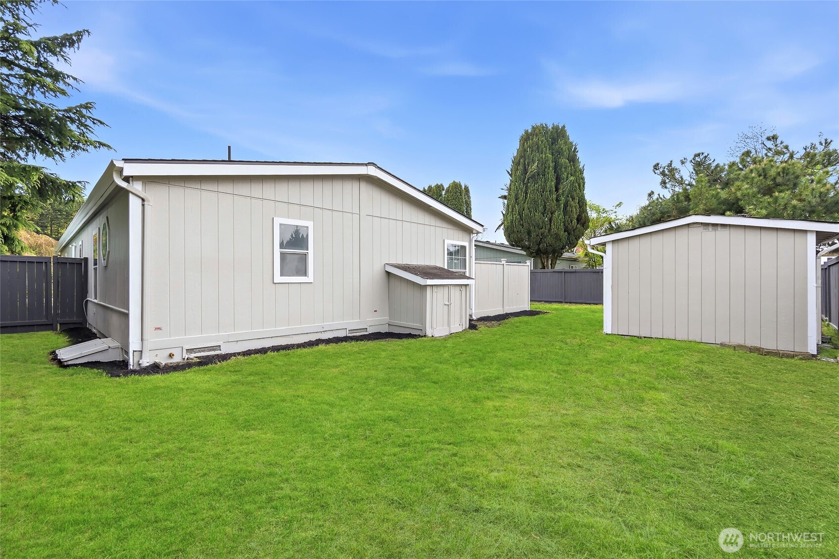 410 V Place SE, Auburn, WA 98002