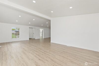 410 V Place SE, Auburn, WA 98002 - Photo 6
