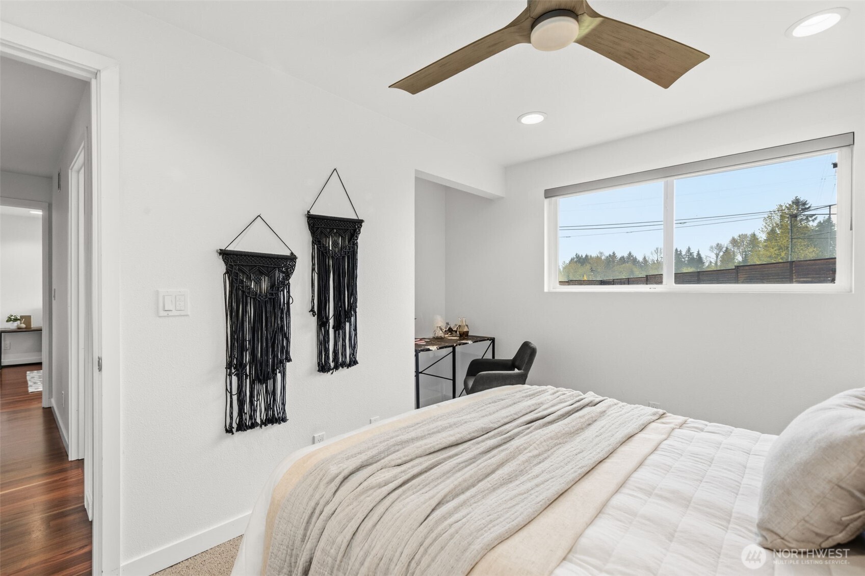 22720 2nd Place W, Bothell, WA 98021