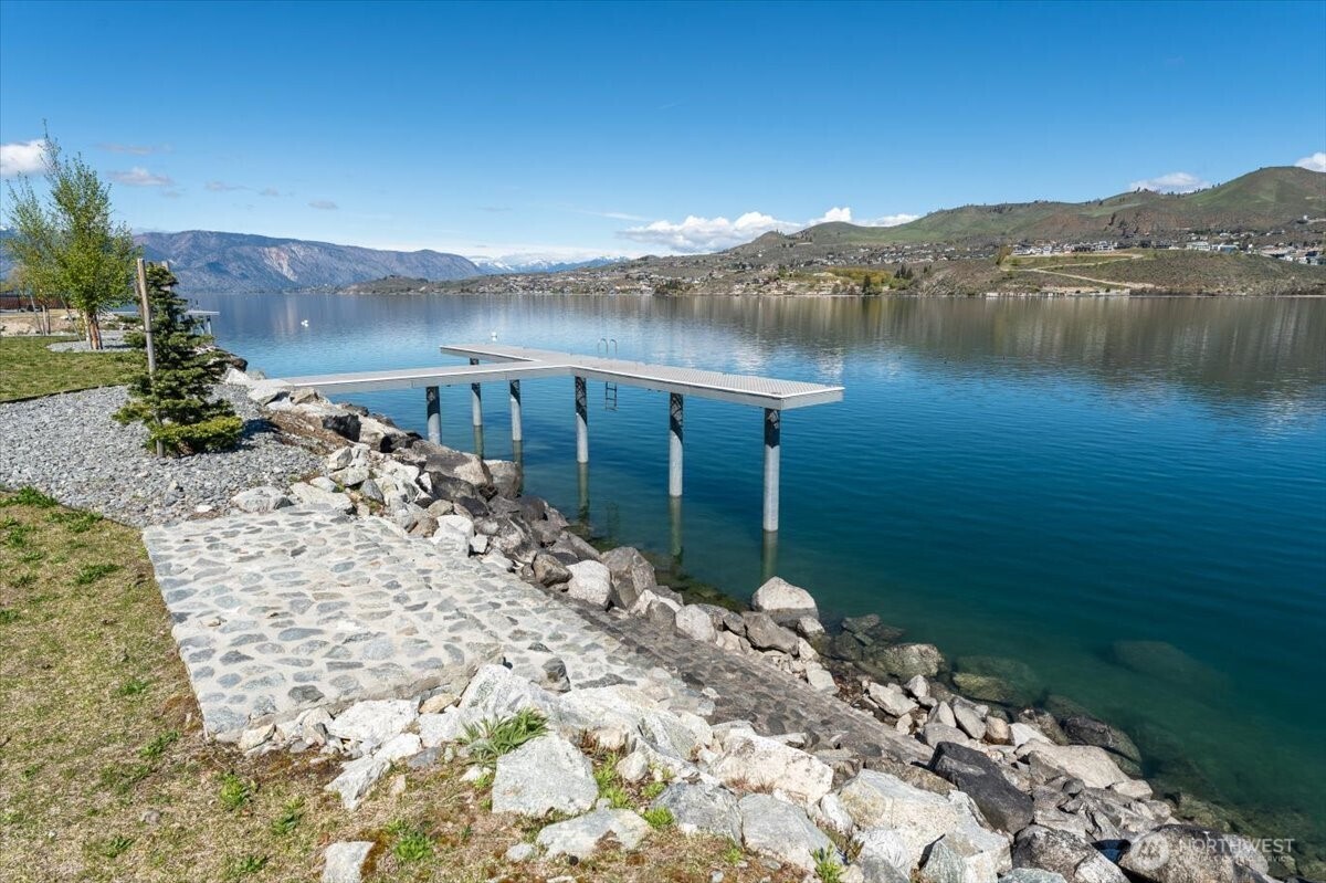 105 Bass Lane , Chelan, WA 98816