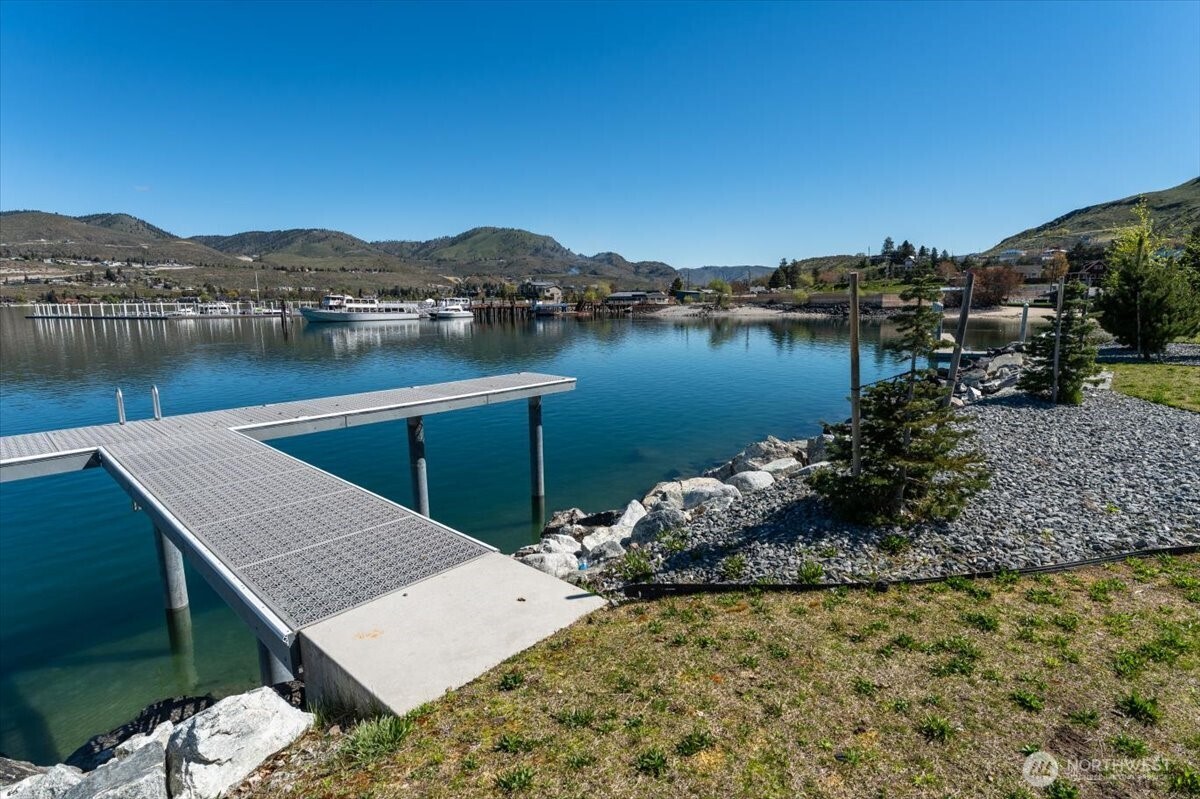 105 Bass Lane , Chelan, WA 98816