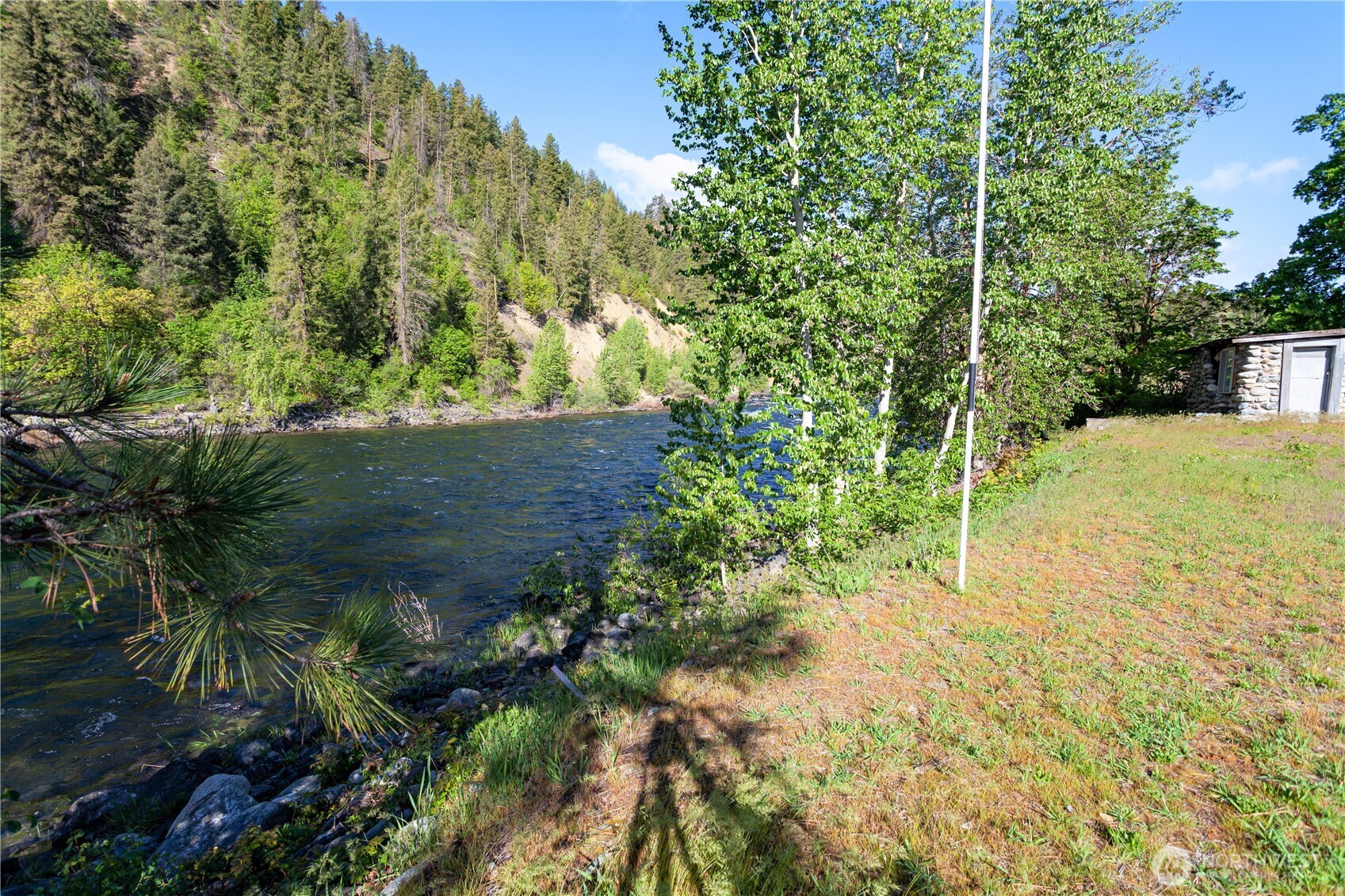 8829 Josephine Avenue , Dryden, WA 98821