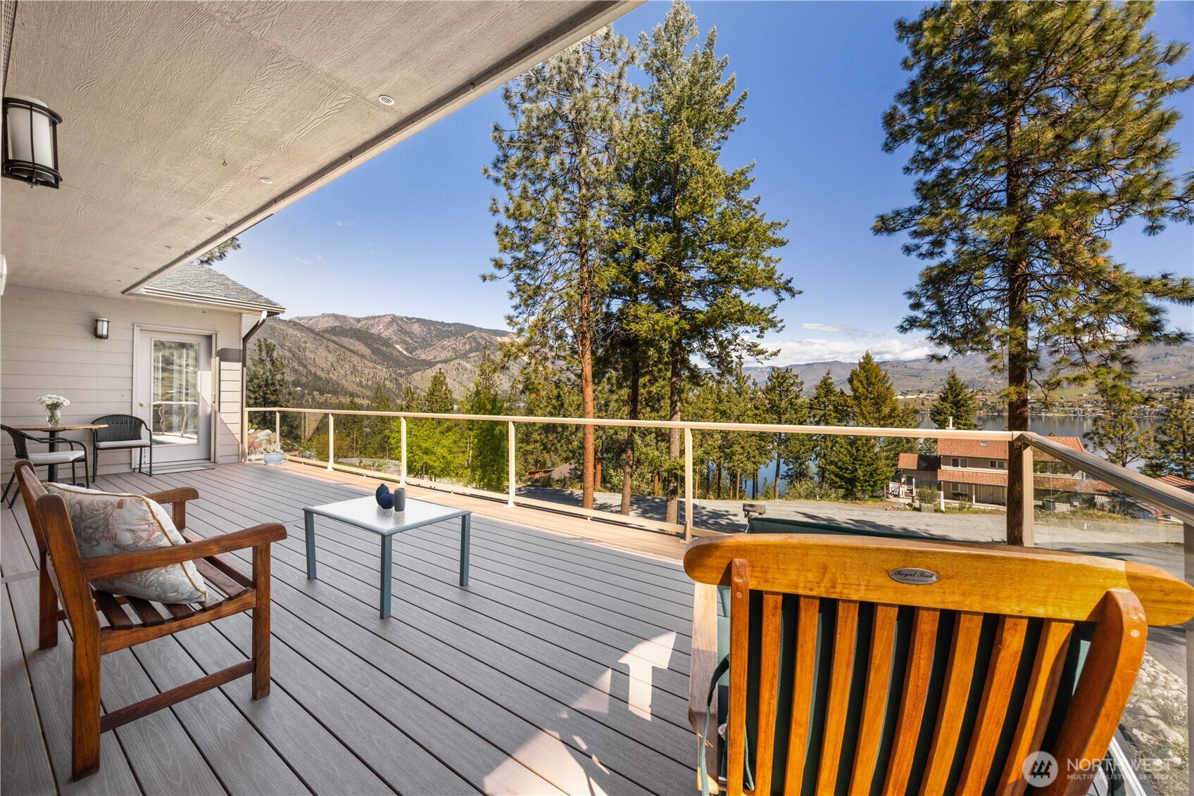 7379 Ridgeview Drive , Chelan, WA 98816