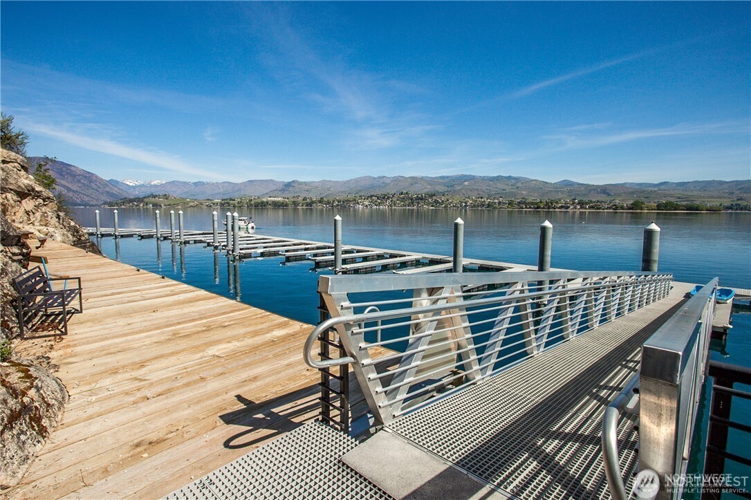 7379 Ridgeview Drive , Chelan, WA 98816