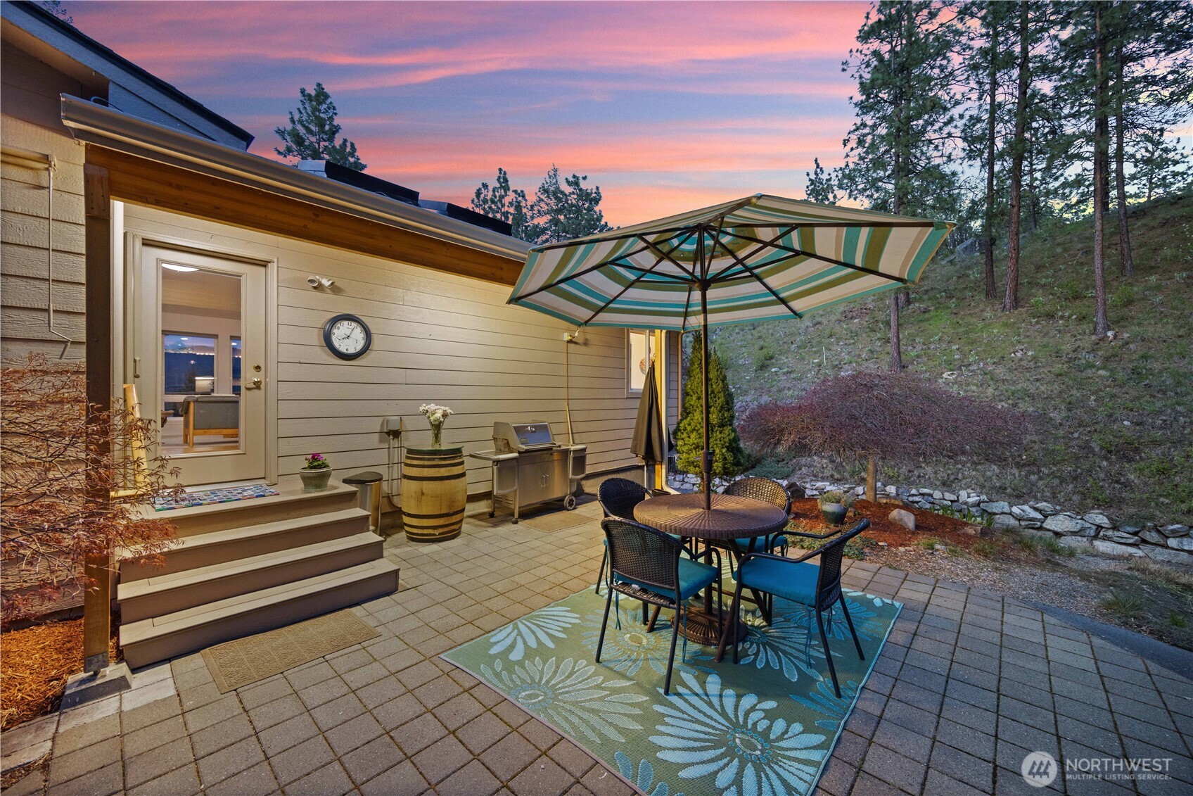 7379 Ridgeview Drive , Chelan, WA 98816