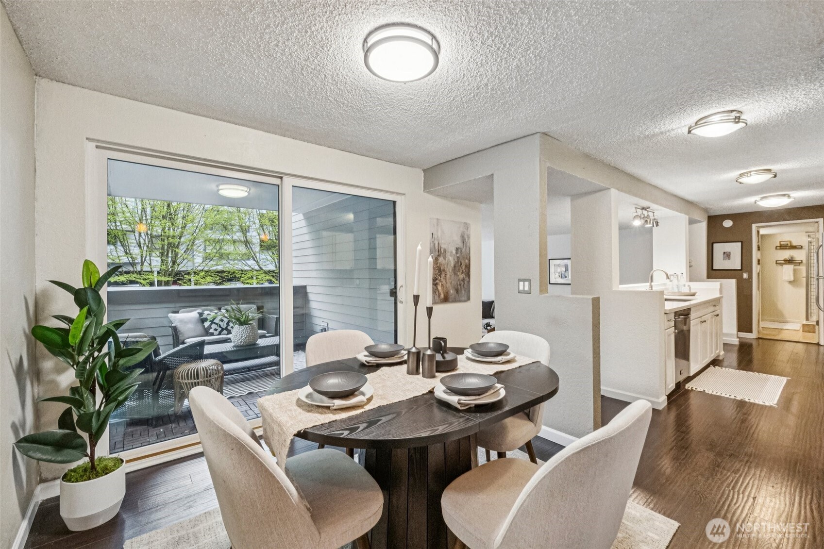 2500 W Manor Place #217, Seattle, WA 98199