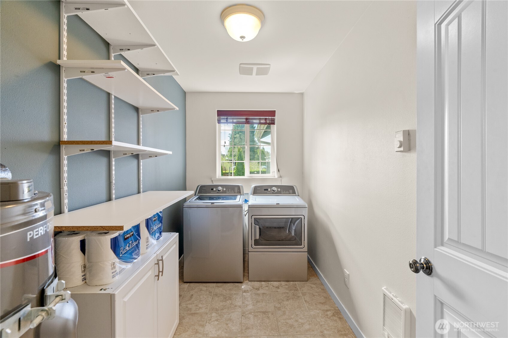 108 Old Hill Road , Aberdeen, WA 98520