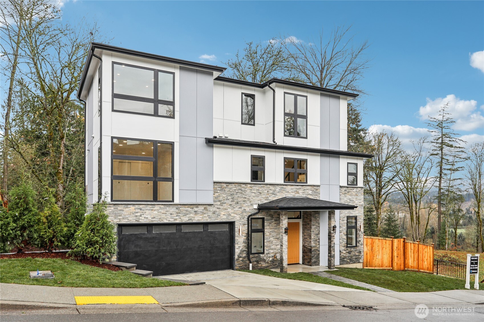 15415 NE 103rd Way , Redmond, WA 98052