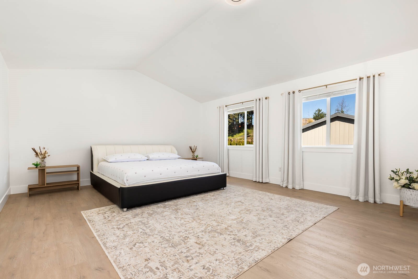 17505 38th Ave Ct E , Tacoma, WA 98446