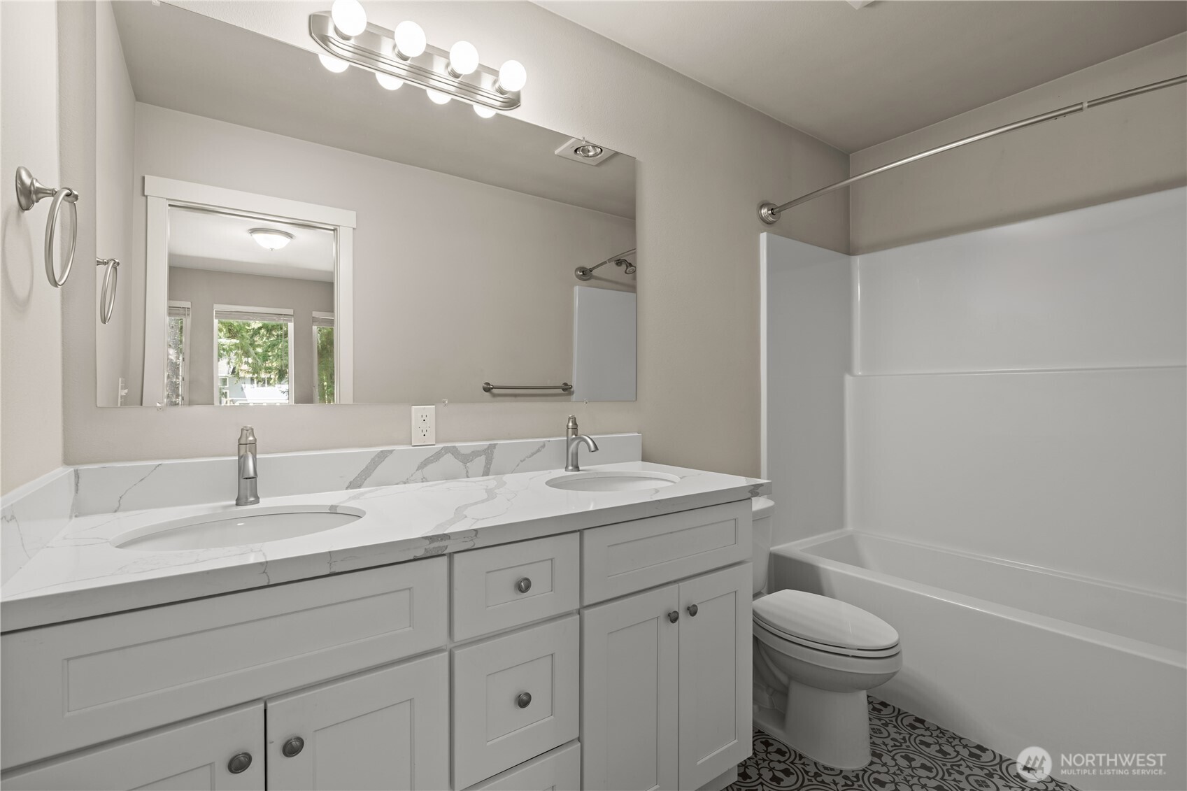 22407 Basin View Court SE, Yelm, WA 98597