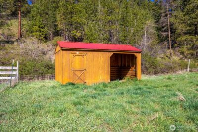 14905 Chumstick Highway , Leavenworth, WA 98826 - Photo 13