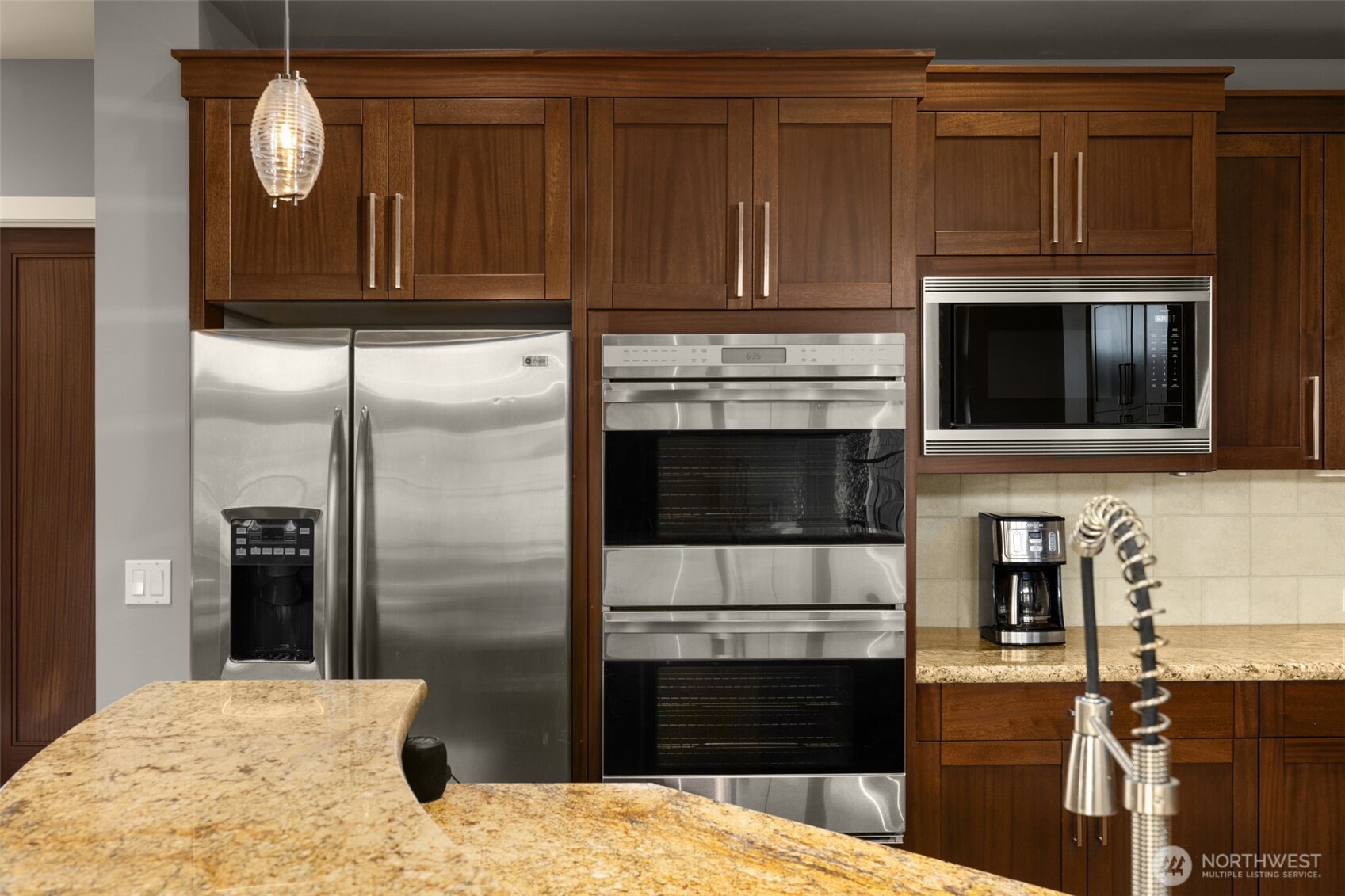 1211 N 42nd Place , Renton, WA 98056