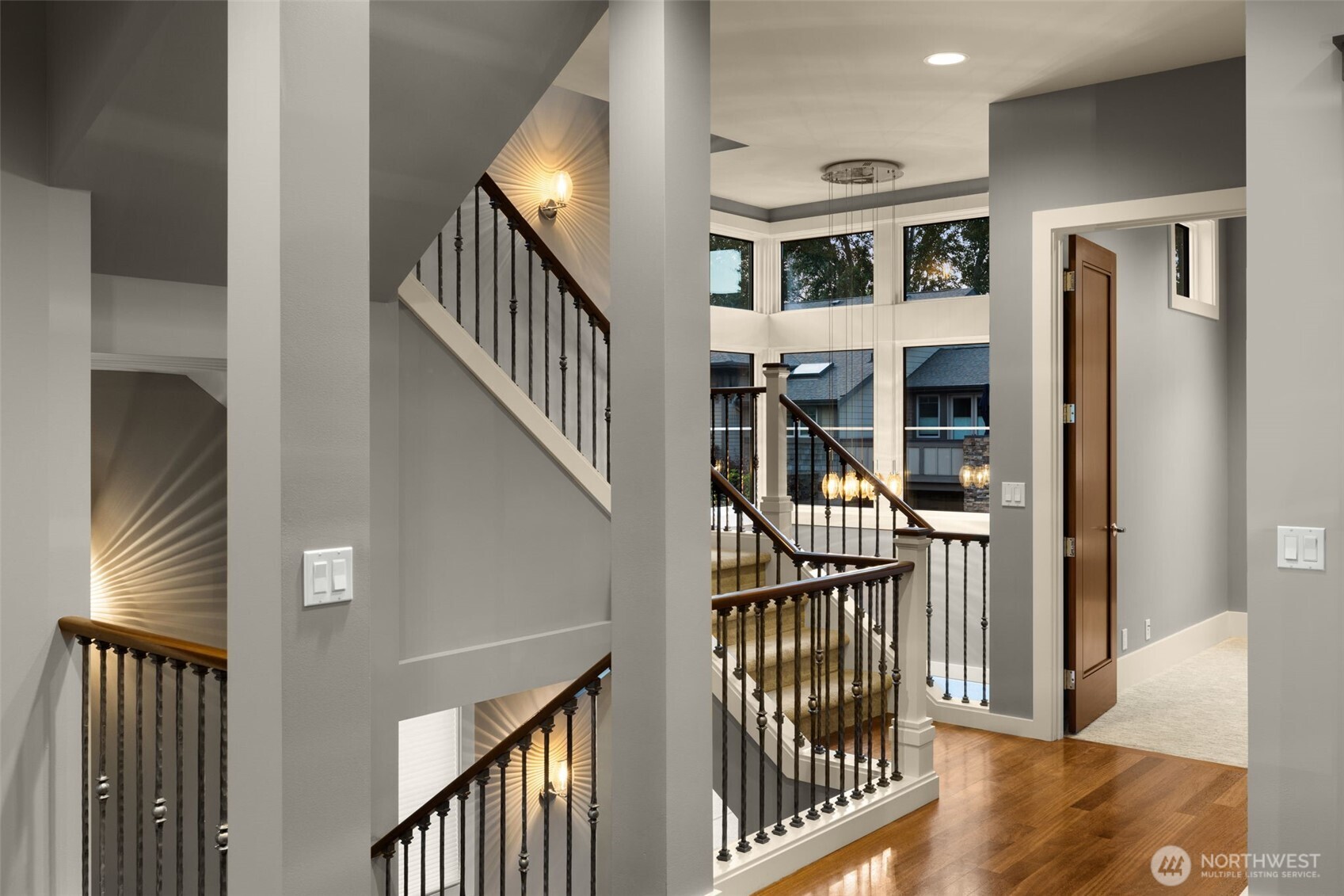 1211 N 42nd Place , Renton, WA 98056