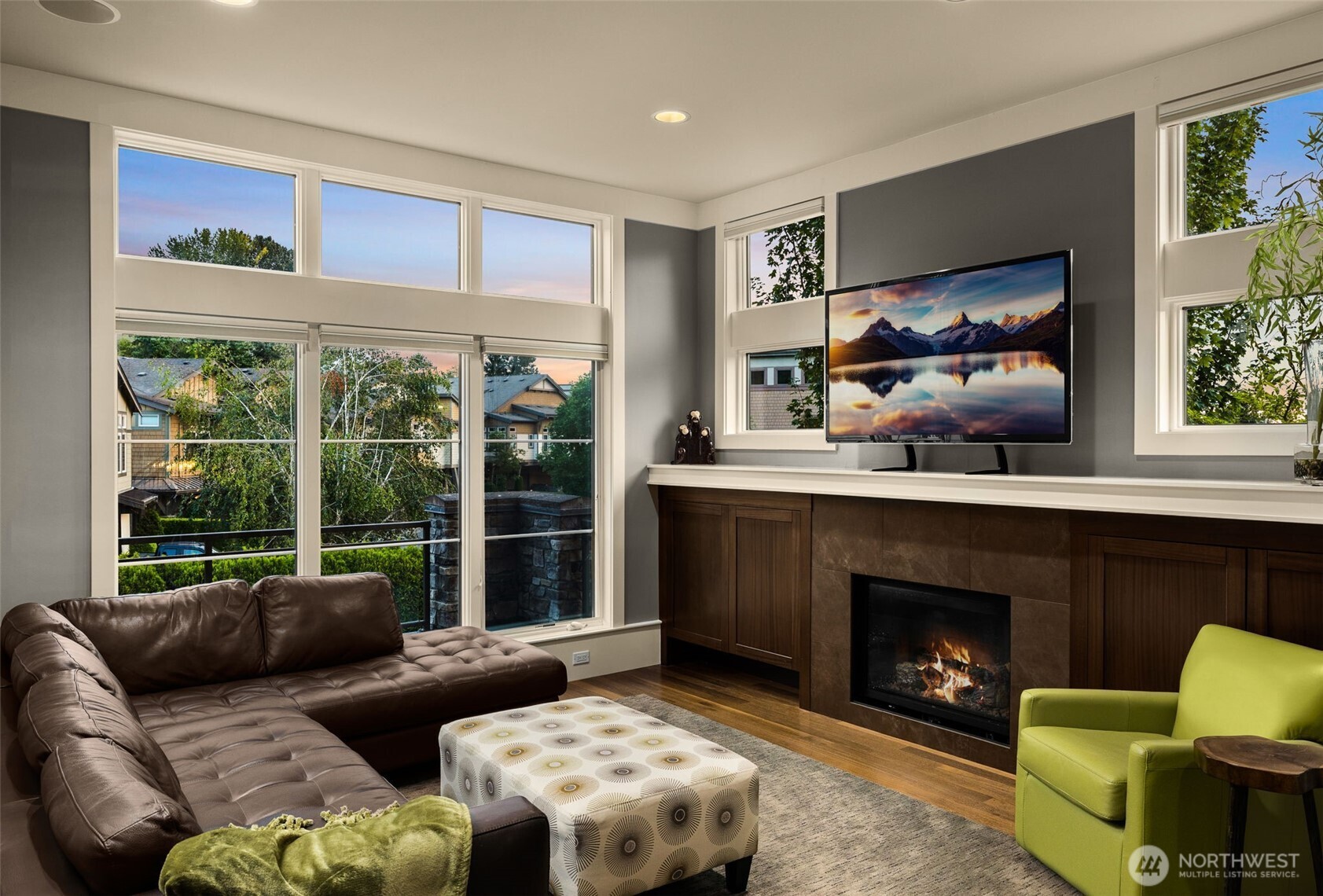1211 N 42nd Place , Renton, WA 98056