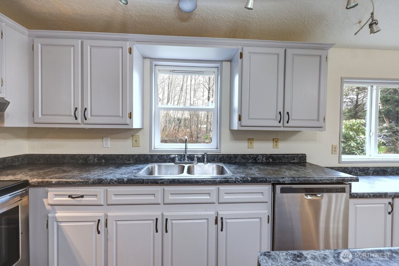 10606 Pacific Way , Long Beach, WA 98631