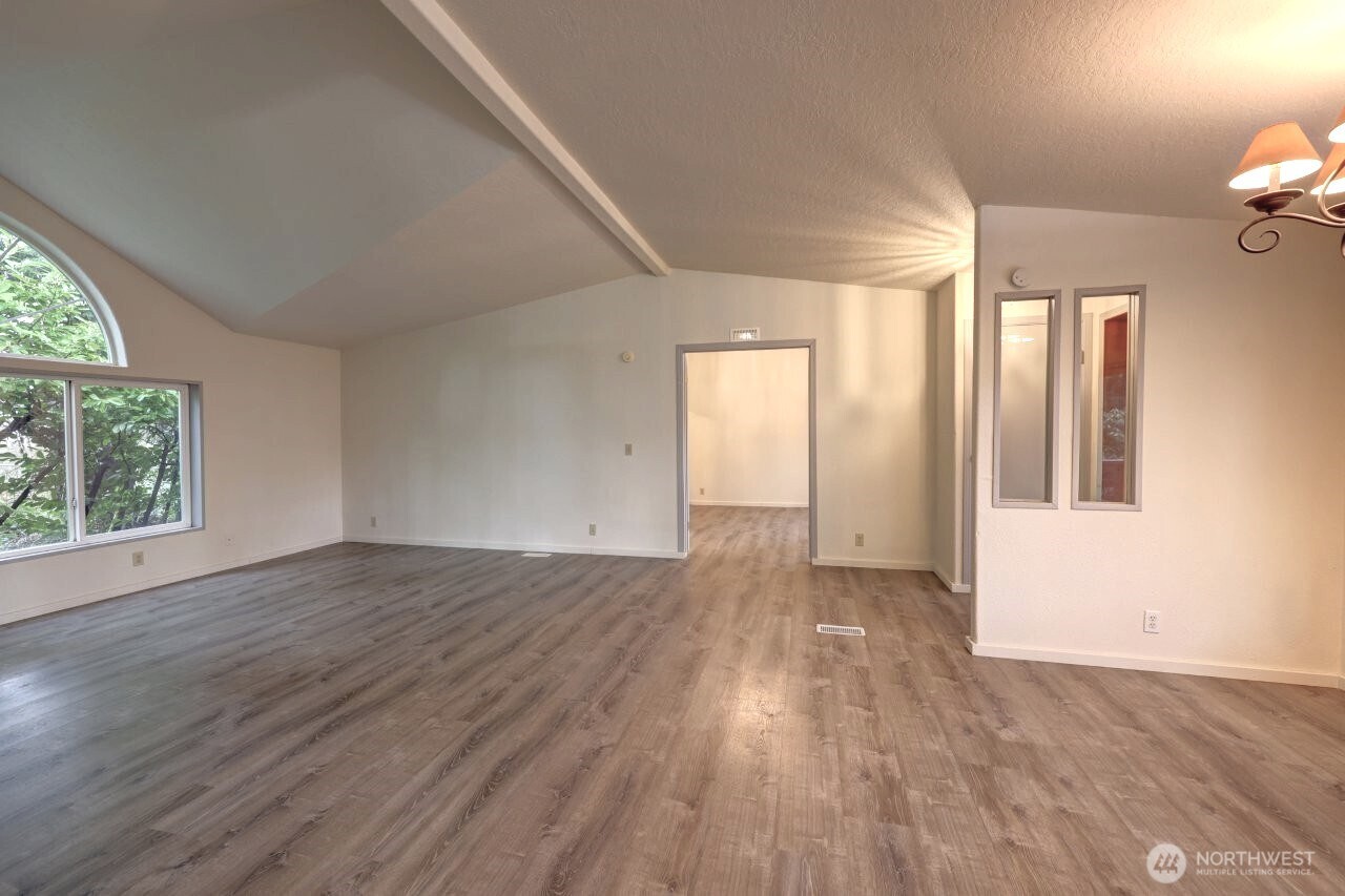 10606 Pacific Way , Long Beach, WA 98631