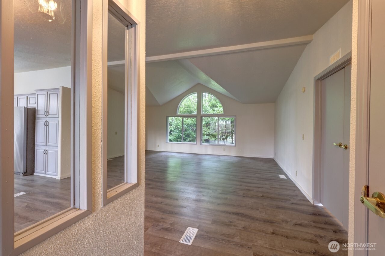 10606 Pacific Way , Long Beach, WA 98631