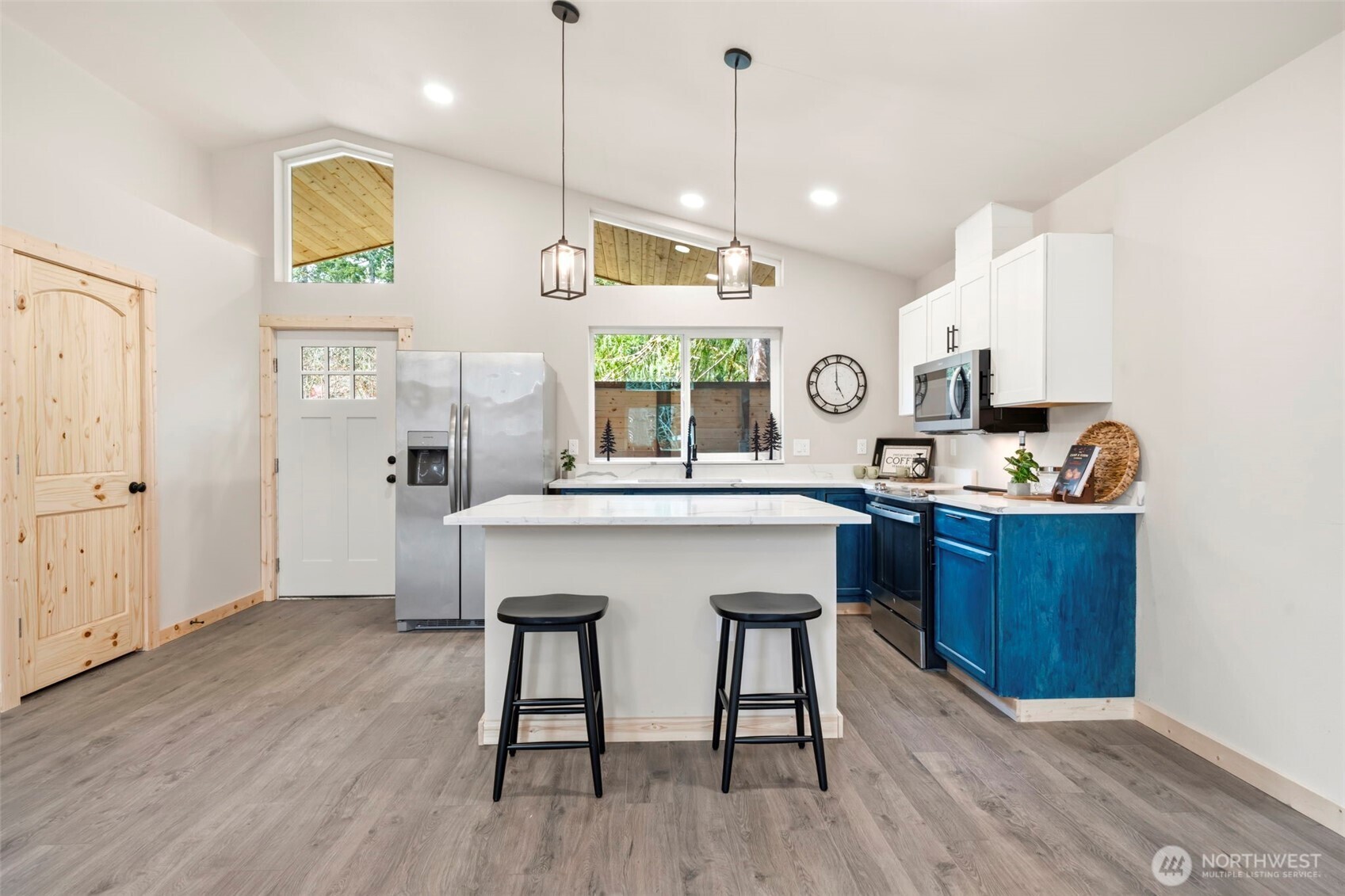 196 Skate Creek Road N, Eatonville, WA 98304