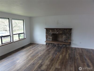 523 160th Street E, Tacoma, WA 98445 - Photo 4
