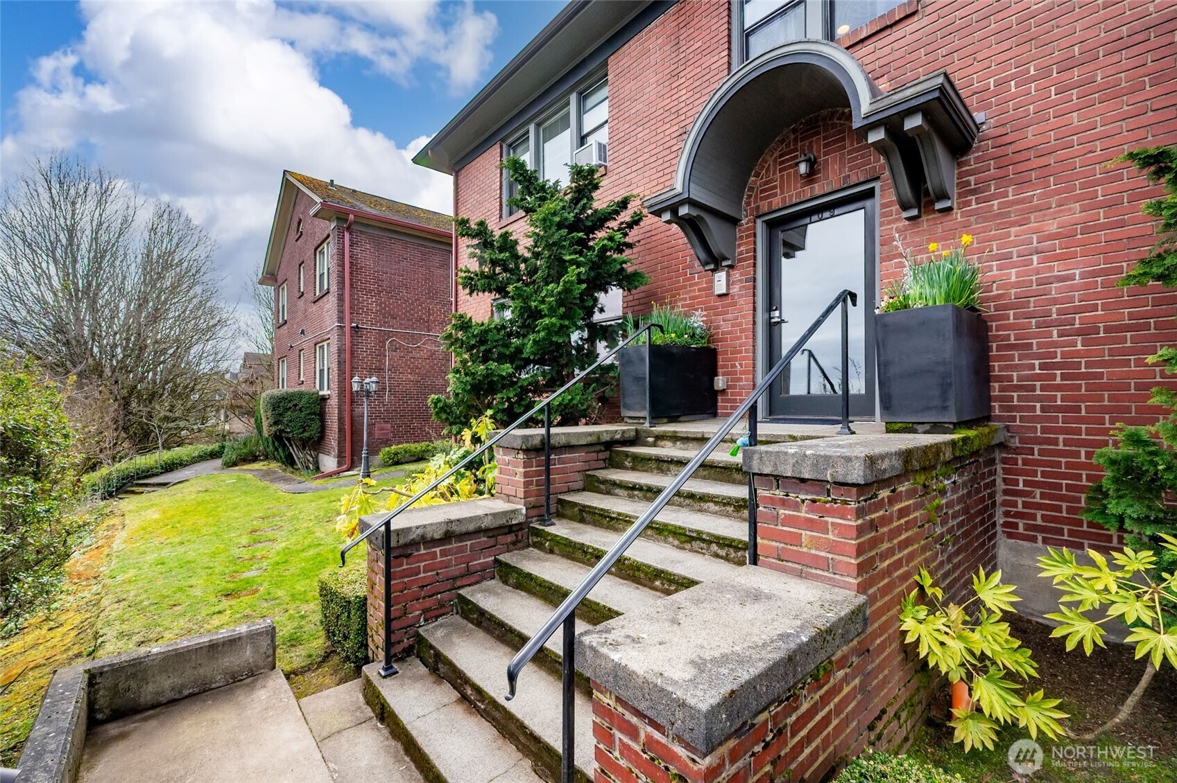 109 115 30th Avenue , Seattle, WA 98122