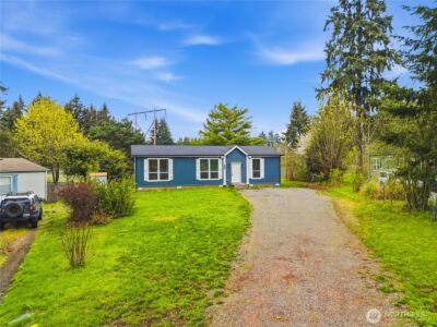 8924 Mulberry Court SE, Yelm, WA 98597 - Photo 2