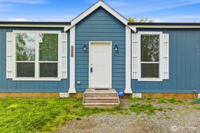 8924 Mulberry Court SE, Yelm, WA 98597 - Photo 3