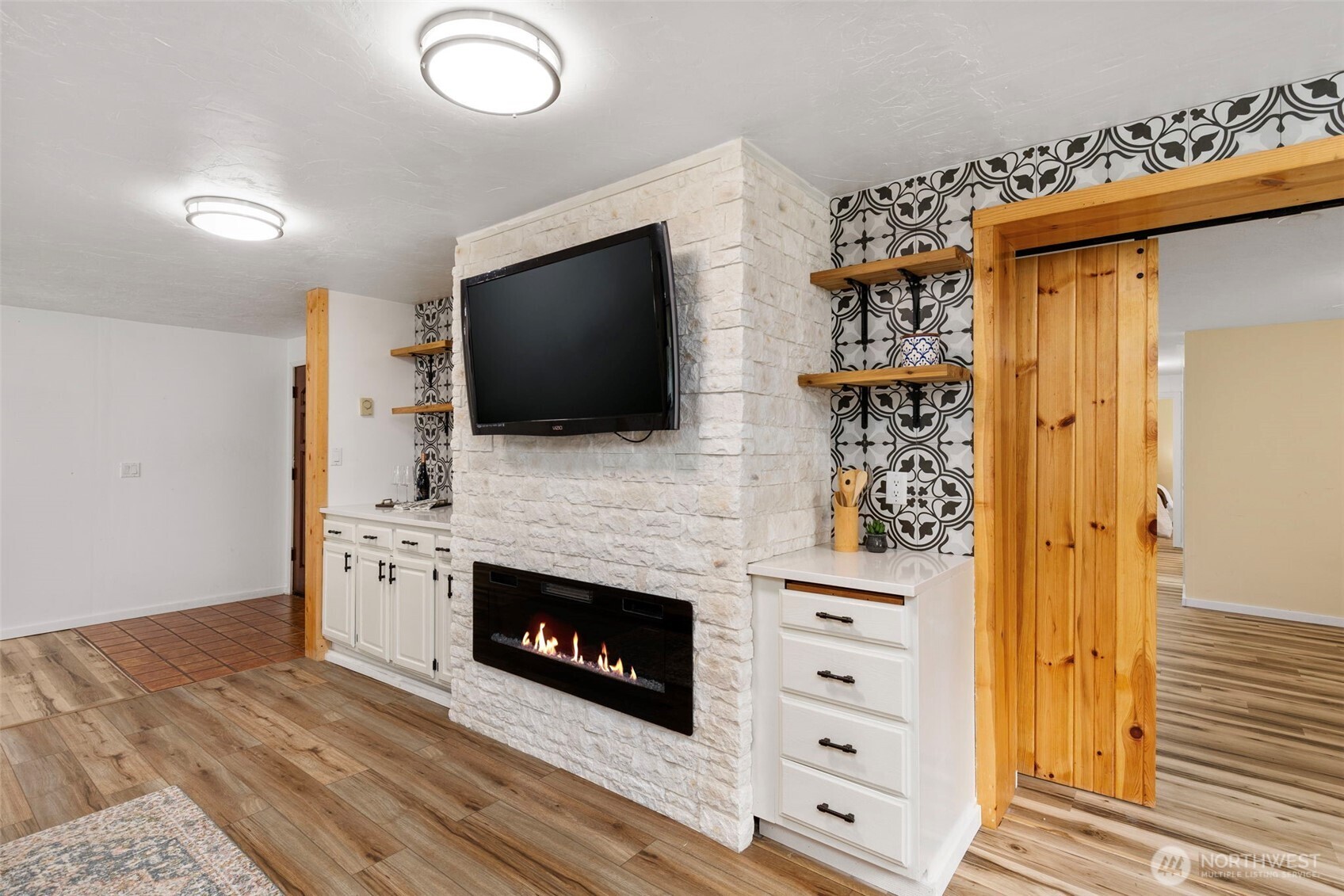 8377 Glenwood Road SW, Port Orchard, WA 98367