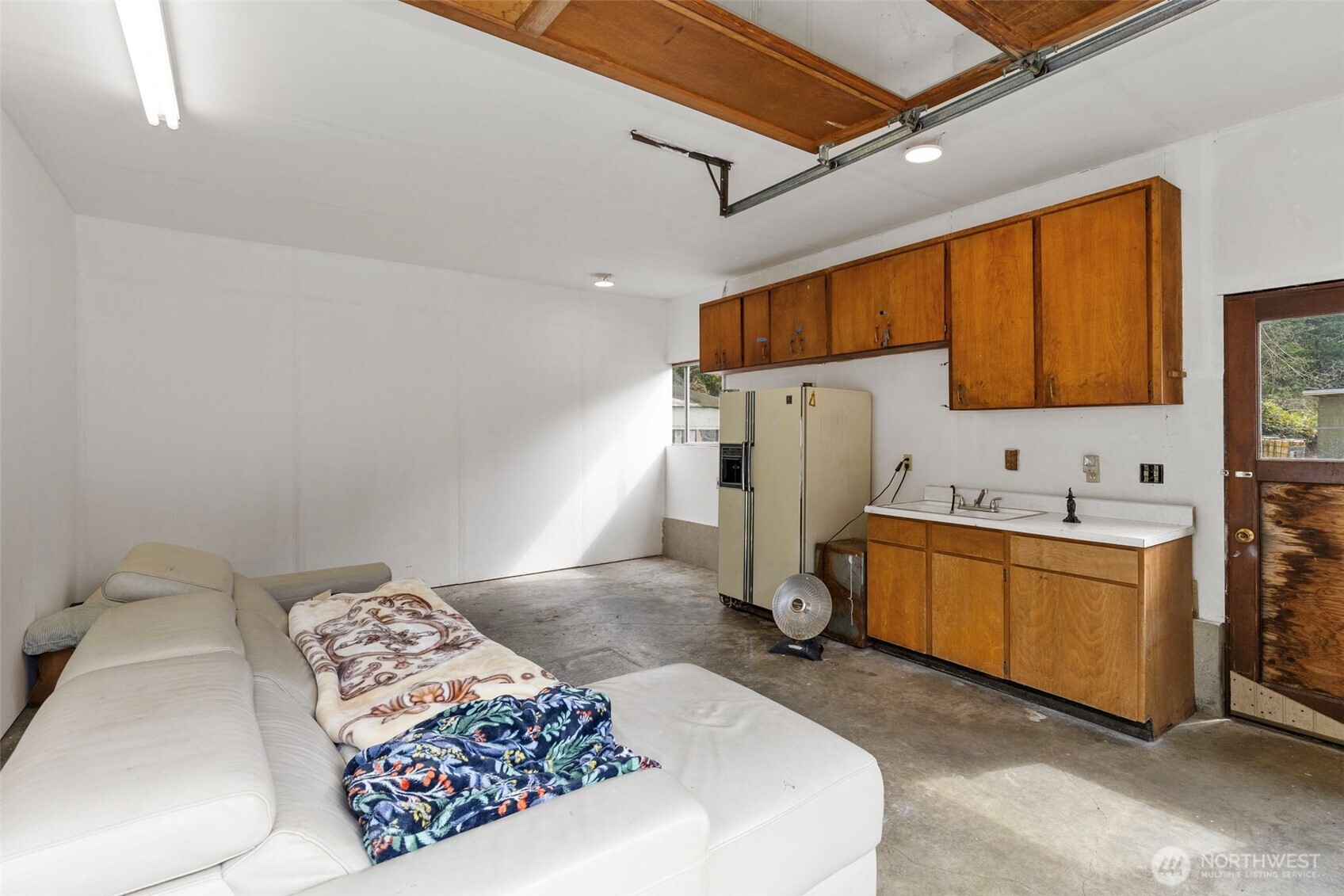 8377 Glenwood Road SW, Port Orchard, WA 98367