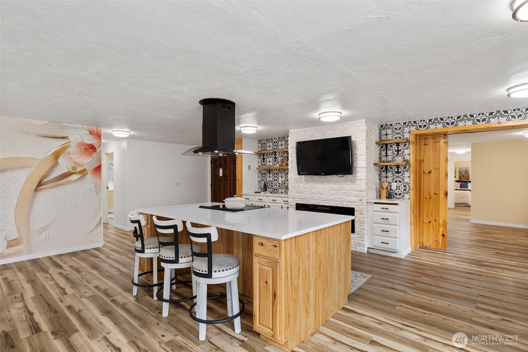 8377 Glenwood Road SW, Port Orchard, WA 98367