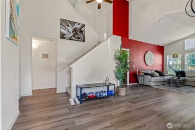 23301 60th Place S #7-6, Kent, WA 98032