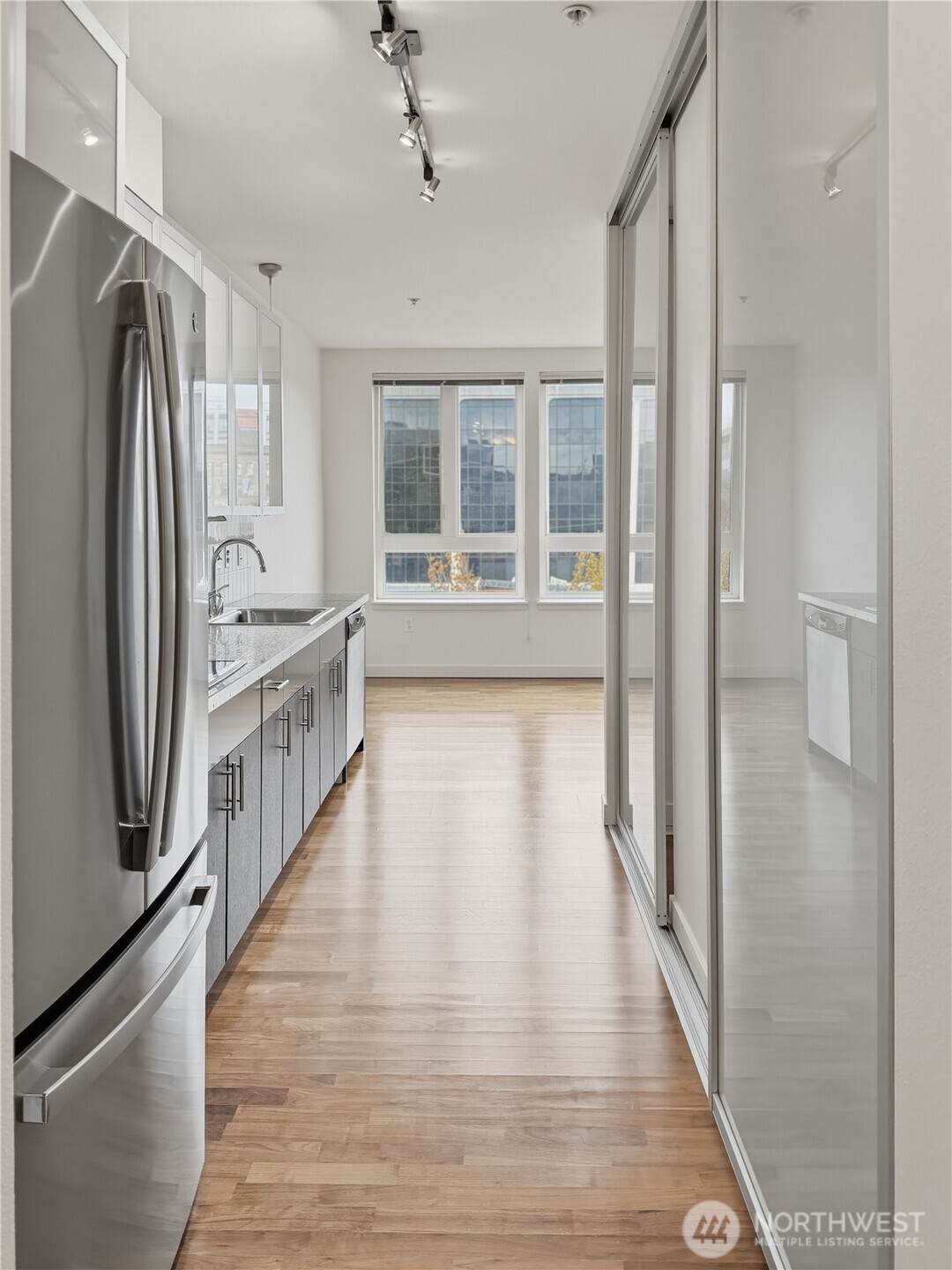 3104 Western Ave ##522, Seattle, WA 98121