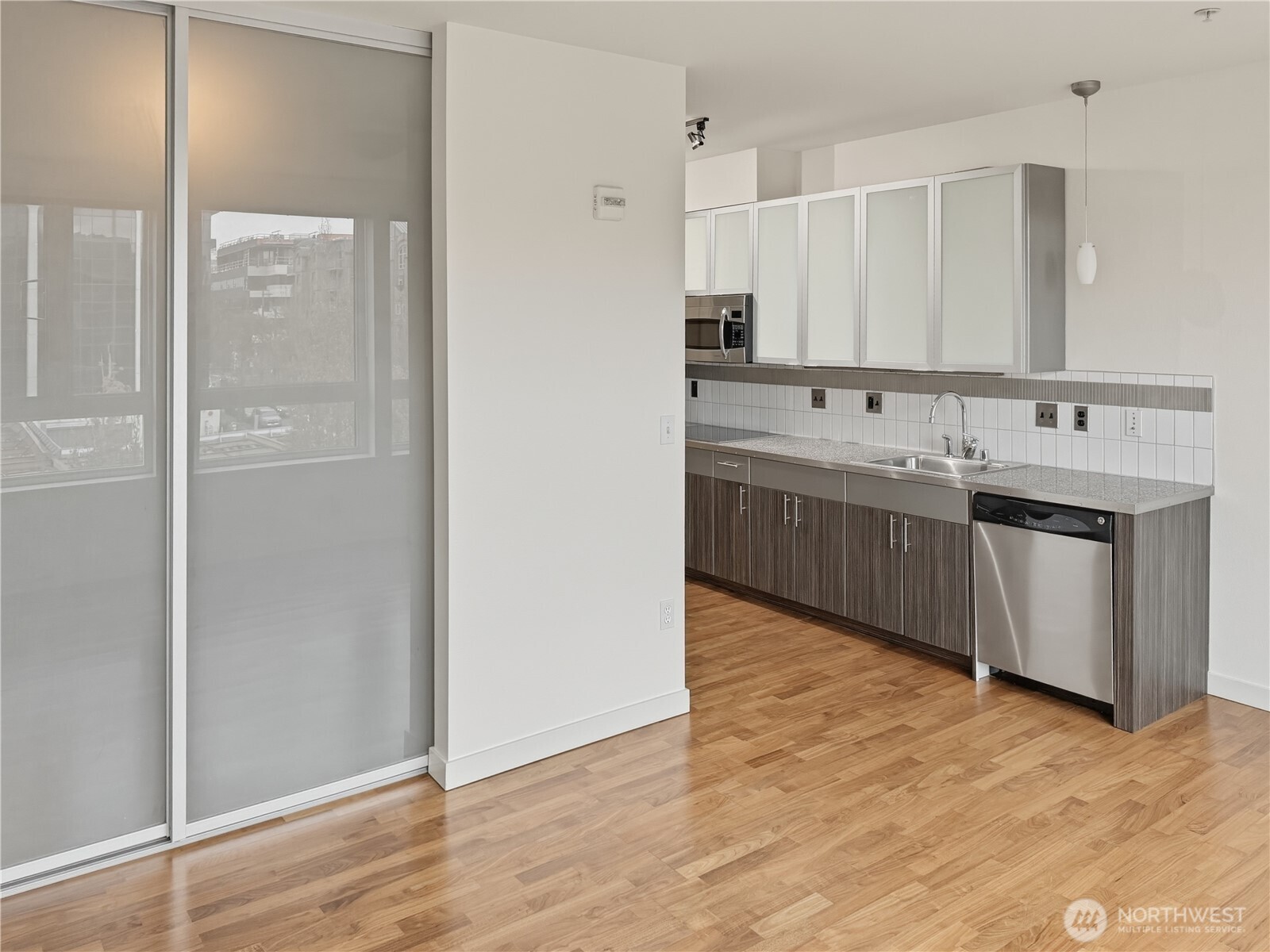 3104 Western Ave ##522, Seattle, WA 98121