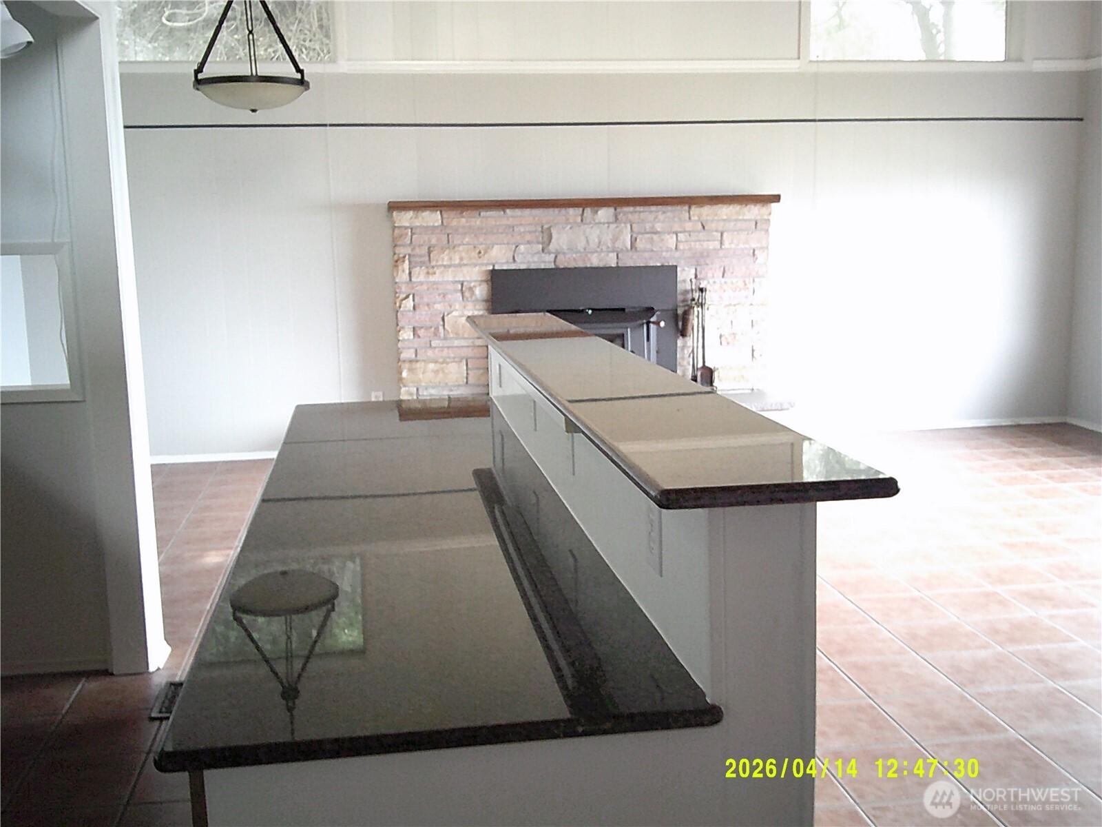 562 Pebble Beach Drive , Oak Harbor, WA 98239