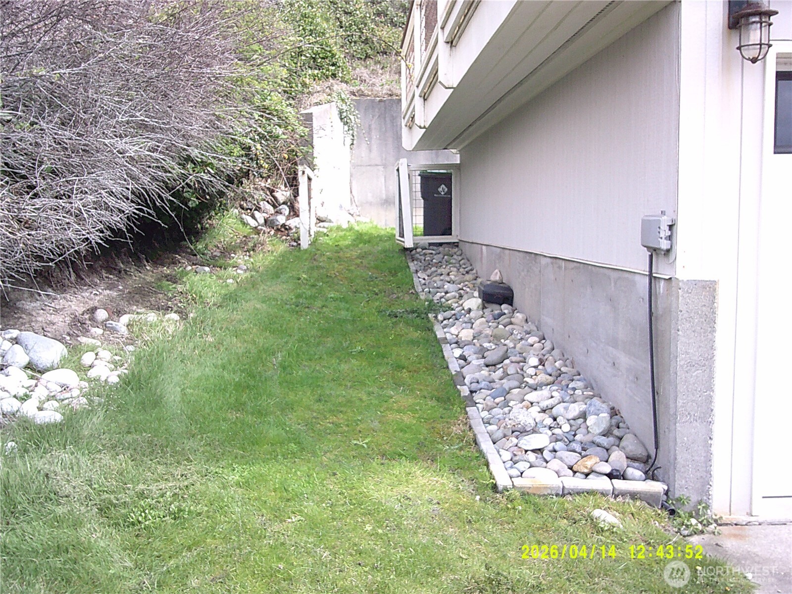 562 Pebble Beach Drive , Oak Harbor, WA 98239