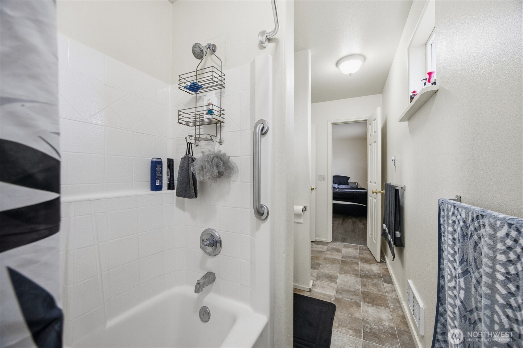 5698 2nd Avenue , Ferndale, WA 98248