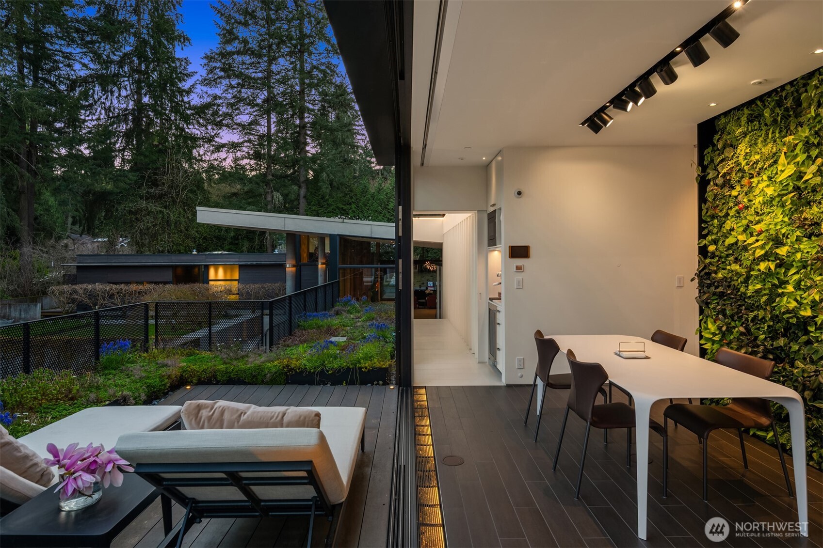 4445 140th Avenue NE, Bellevue, WA 98005