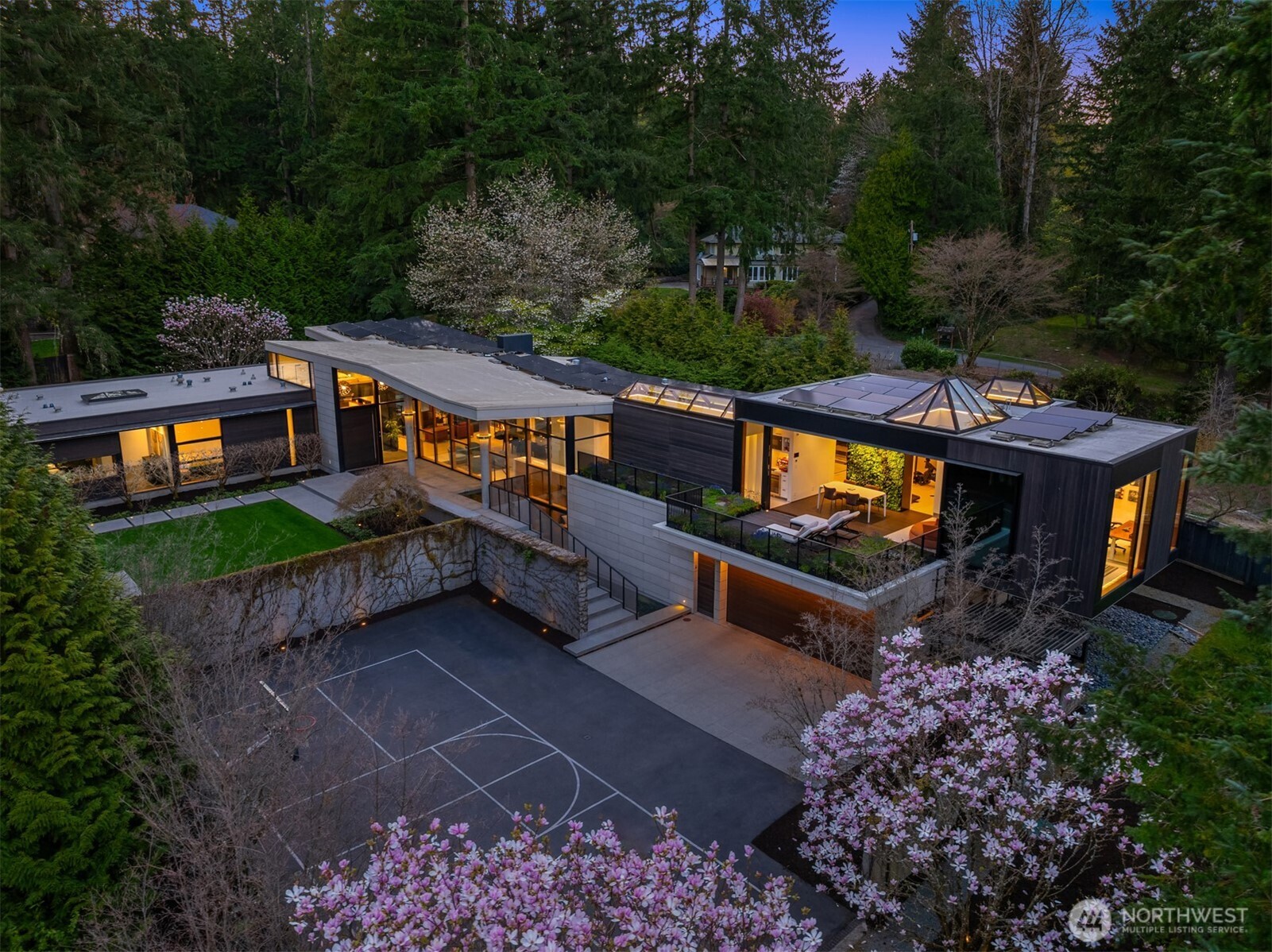 4445 140th Avenue NE, Bellevue, WA 98005