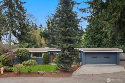 11653 SE 49th Street , Bellevue, WA 98006